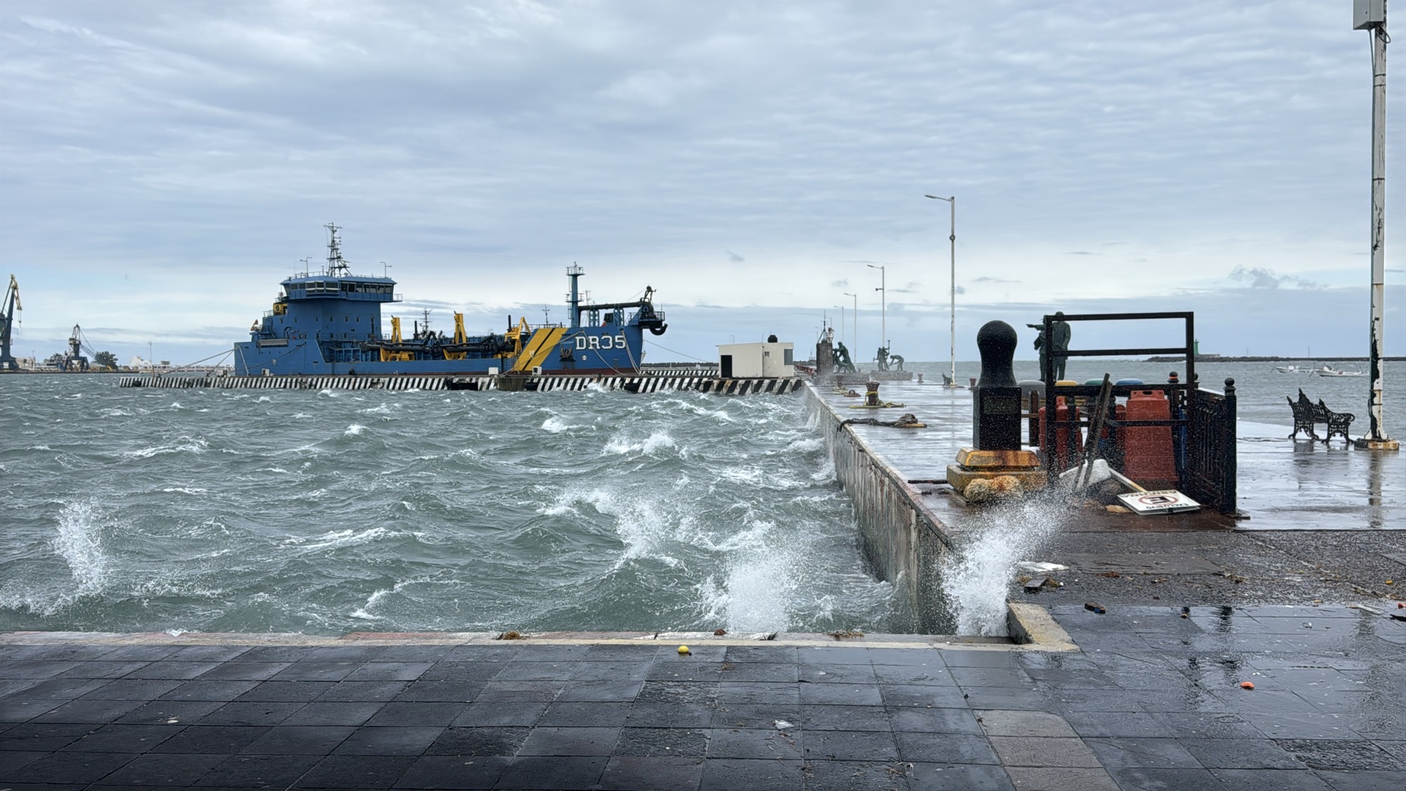 Pronóstico meteorológico de nuevo frente frío que llegará a Veracruz el fin de semana con vientos fuertes